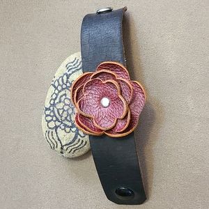 Leather bracelet